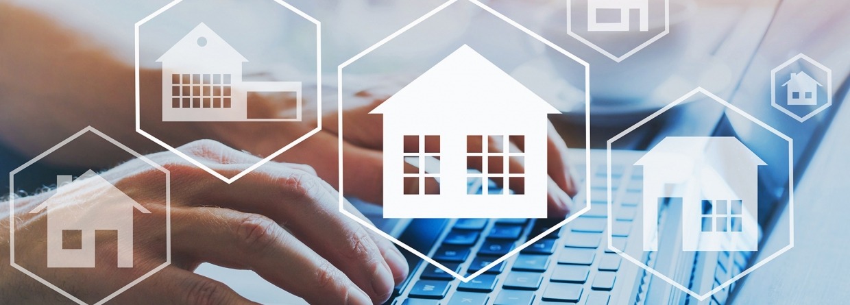 Kopen van huis, vastgoed concept, verschillende huizen online
